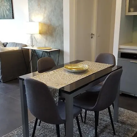 Expo Avenida Duplex Apartament *